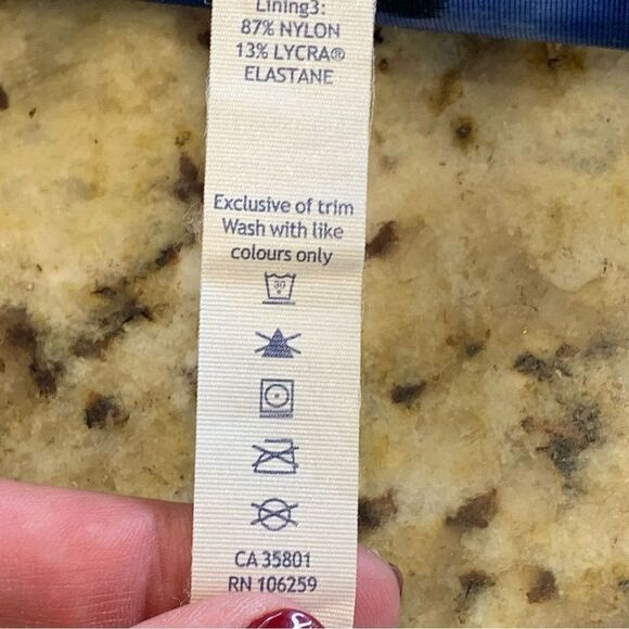 Lululemon Kanto Catch Me Tank Windy Blooms Saphire Blue Multi / Naval Blue SZ 2 - Picture 8 of 11